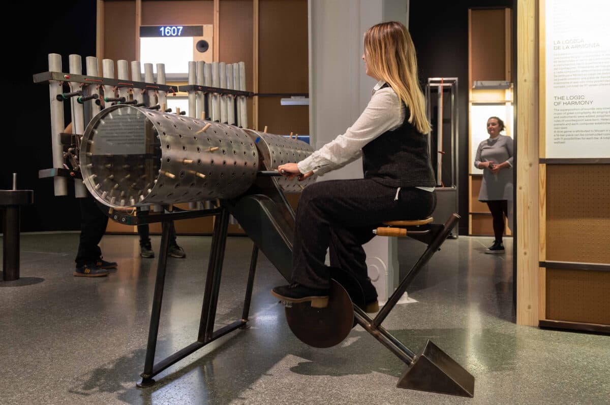 Arts & Theatre Música i matemàtiques. Un viatge sonor del caos al cosmos at CaixaForum, Valencia on Dec 11, 2025